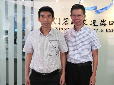 9月6日厦门理工大学外文学院谭庆辉副院长一行到我司调研考察和指导